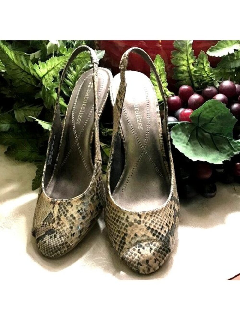 Naturalizer Peep-Toe Snake Print Slingback Heels 5M  2.75" Stacked Block Heel